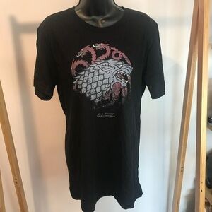 Game of Thrones House Targaryen and House Stark Size M